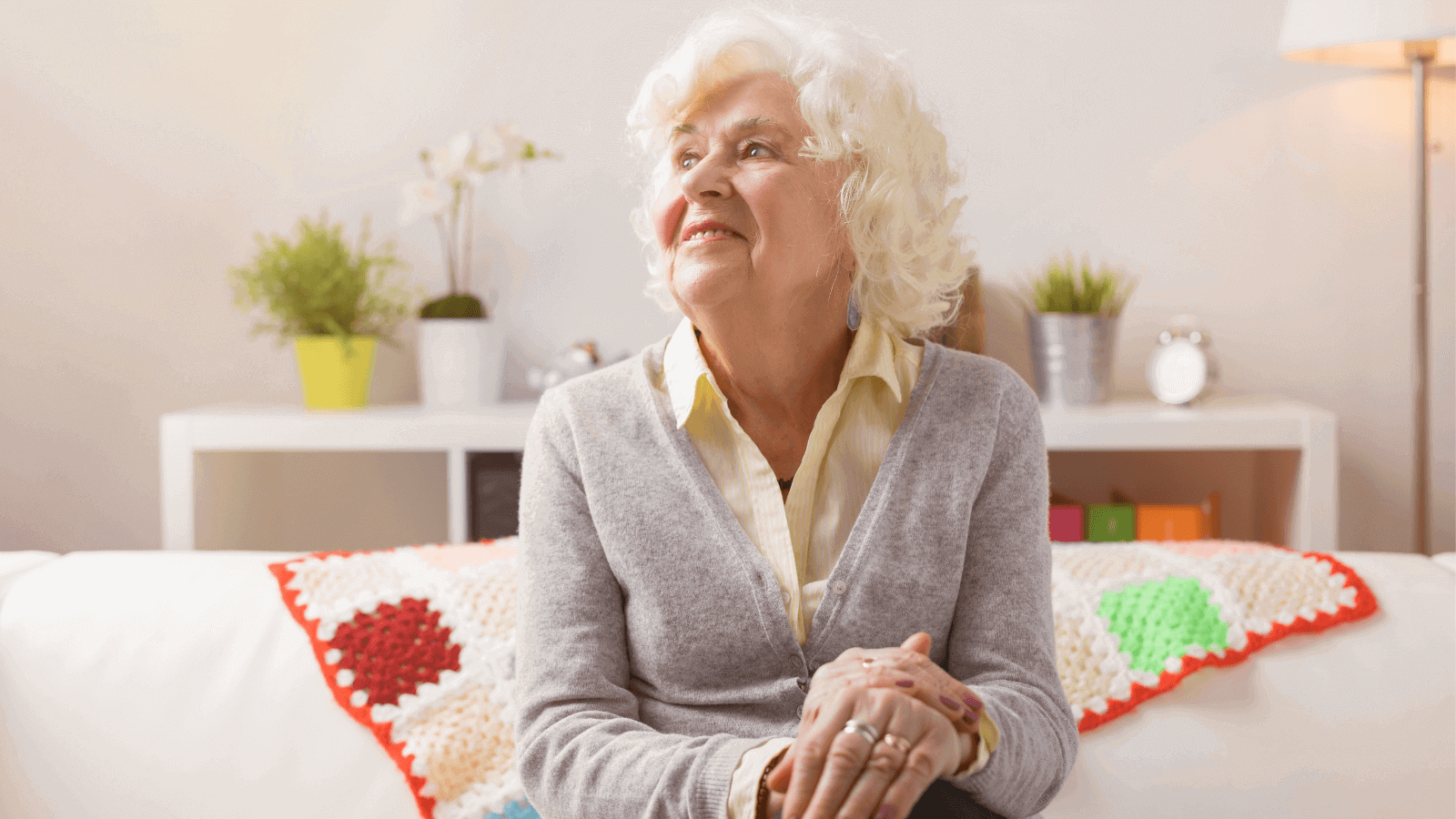 My grandmother live in the. Бабушка мечтает. Мечта бабушек. Grandma in the Living Room.